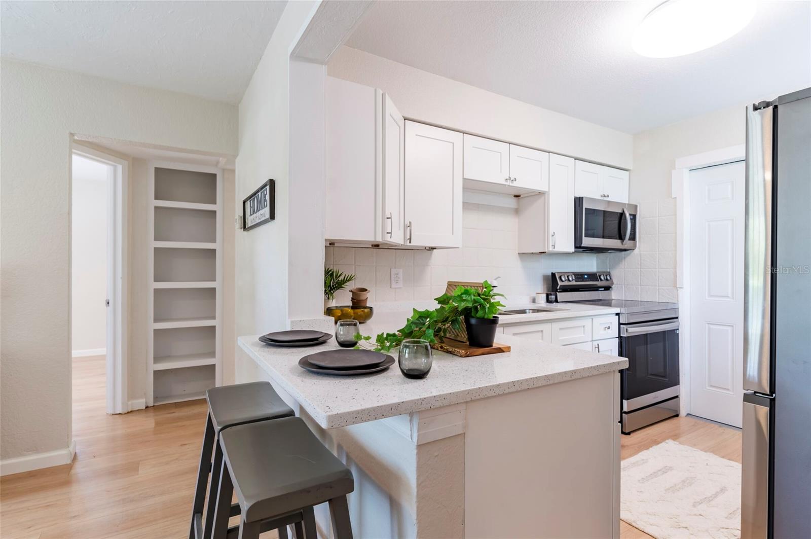 4000 7TH AVE N, ST PETERSBURG, FL, 33713