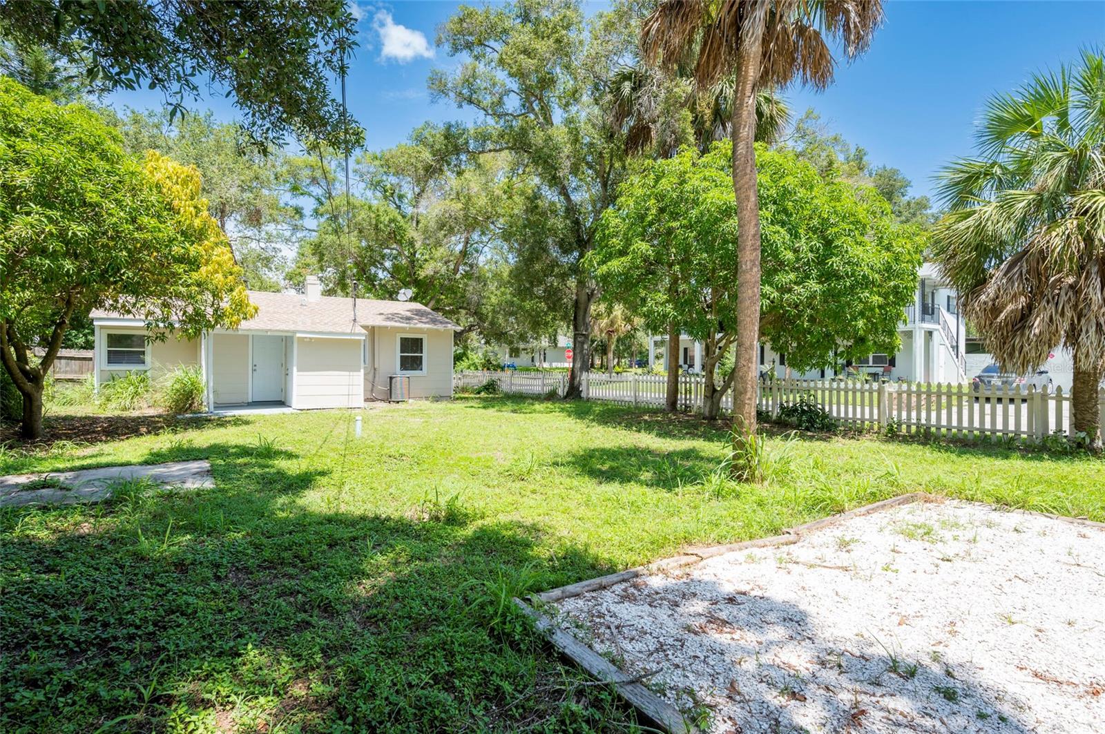 4000 7TH AVE N, ST PETERSBURG, FL, 33713