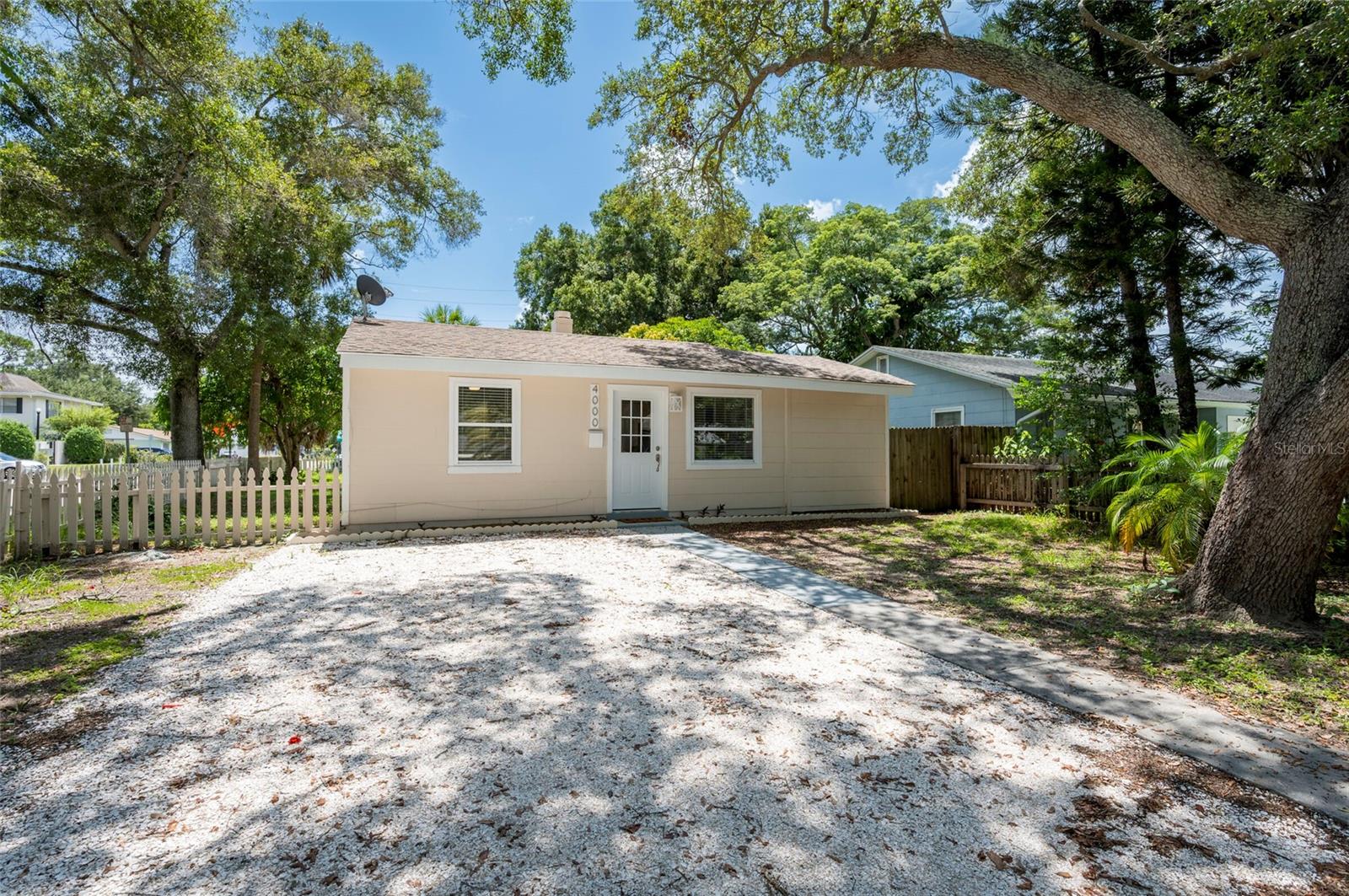 4000 7TH AVE N, ST PETERSBURG, FL, 33713