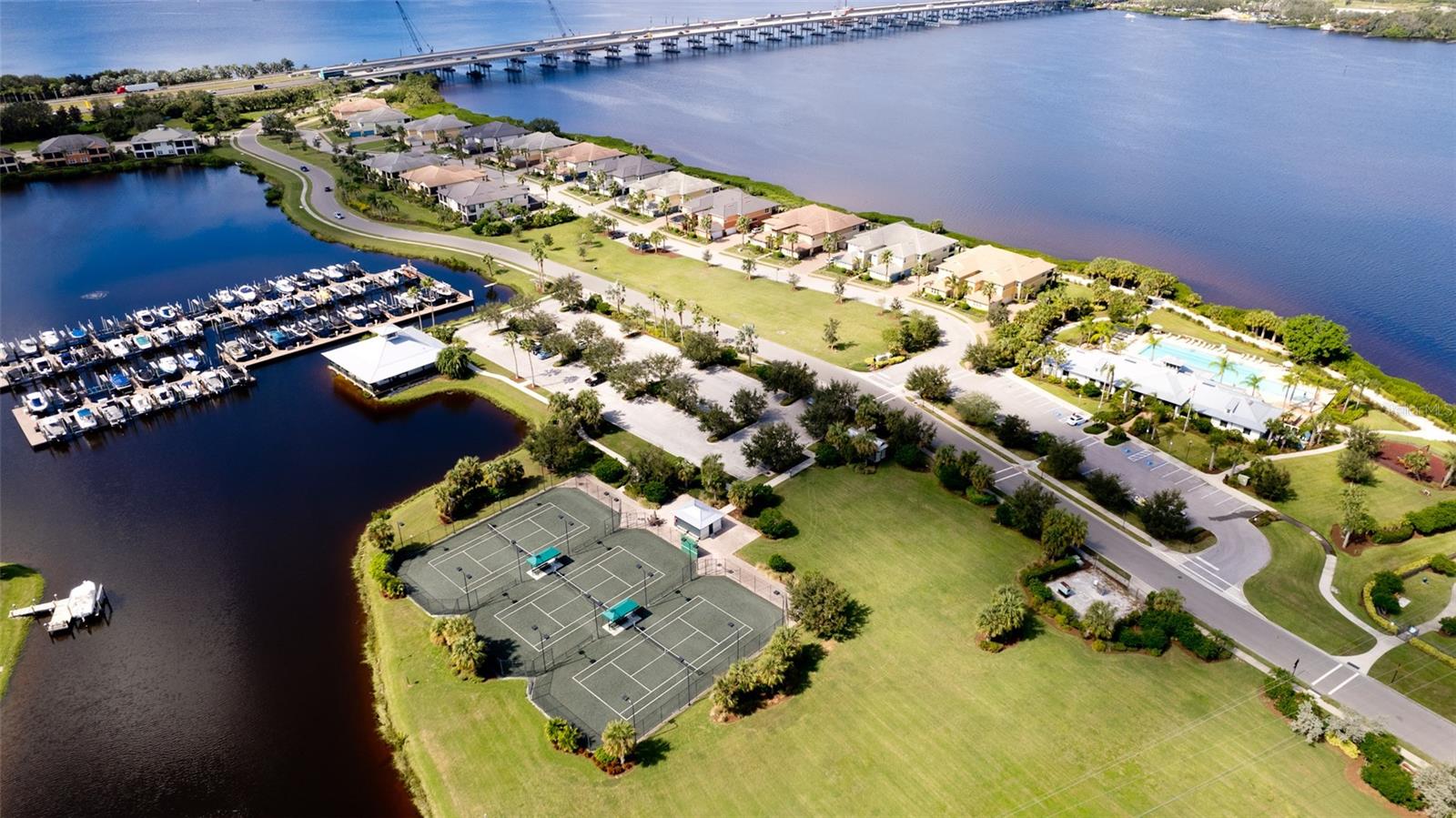 924 PRESERVATION ST, BRADENTON, FL, 34208