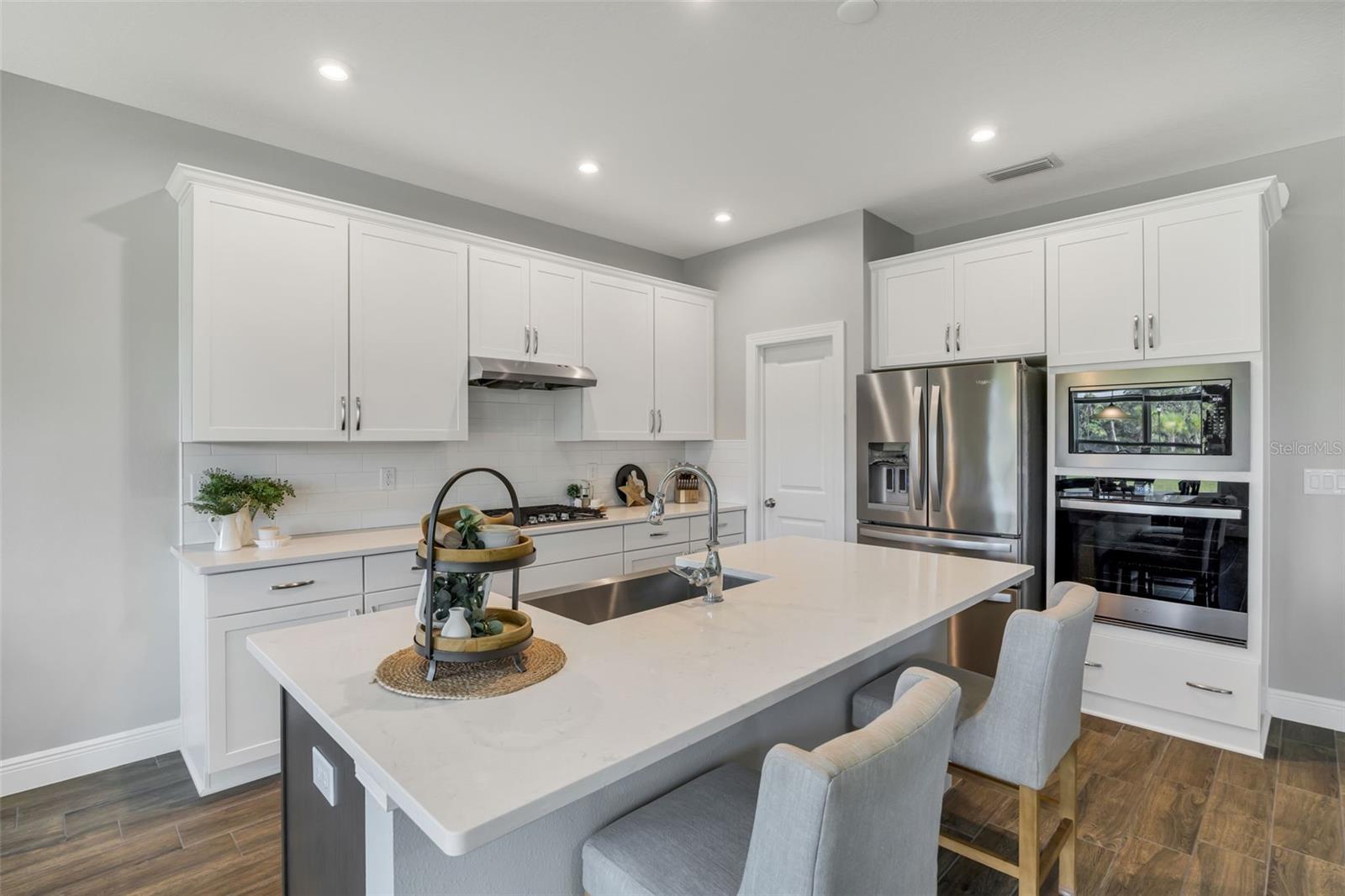 6205 GOLDEN NETTLE DR, APOLLO BEACH, FL, 33572