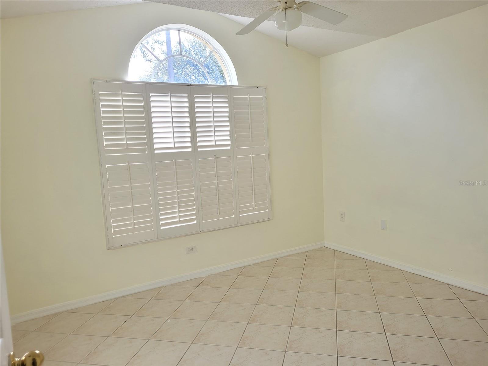 12809 LAKE VISTA DR, GIBSONTON, FL, 33534