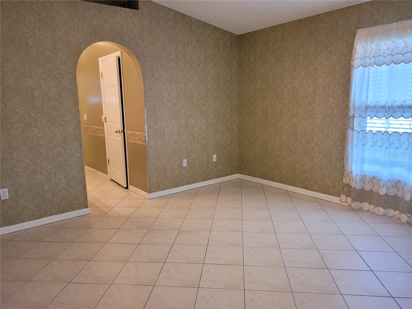 12809 LAKE VISTA DR, GIBSONTON, FL, 33534