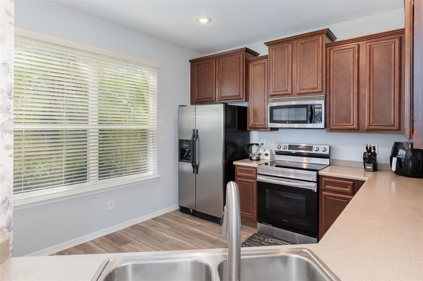6604 S GOLDENROD RD #100B, ORLANDO, FL, 32822