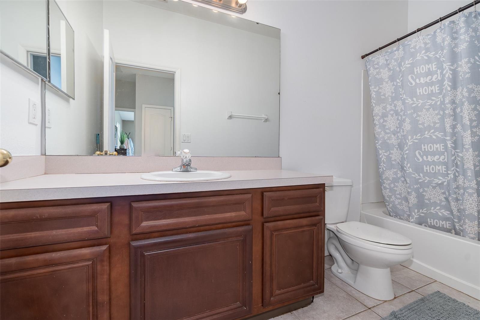 6604 S GOLDENROD RD #100B, ORLANDO, FL, 32822