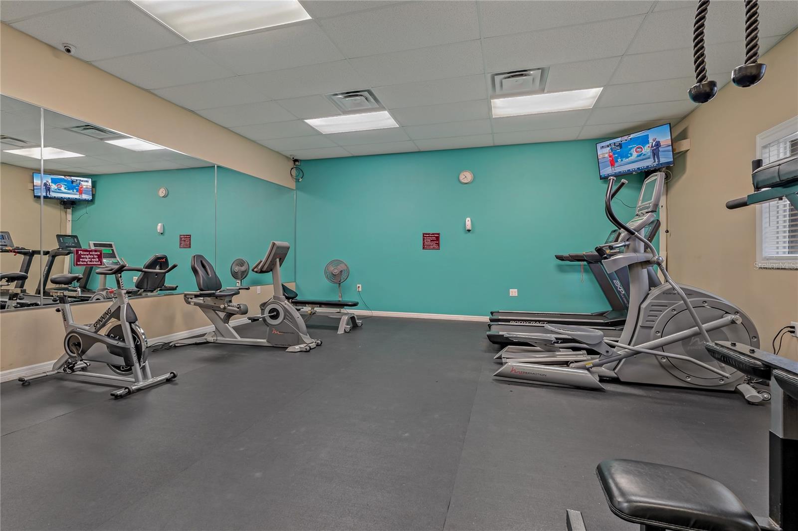 1689 HAMPTON LN #1689, PALM HARBOR, FL, 34683