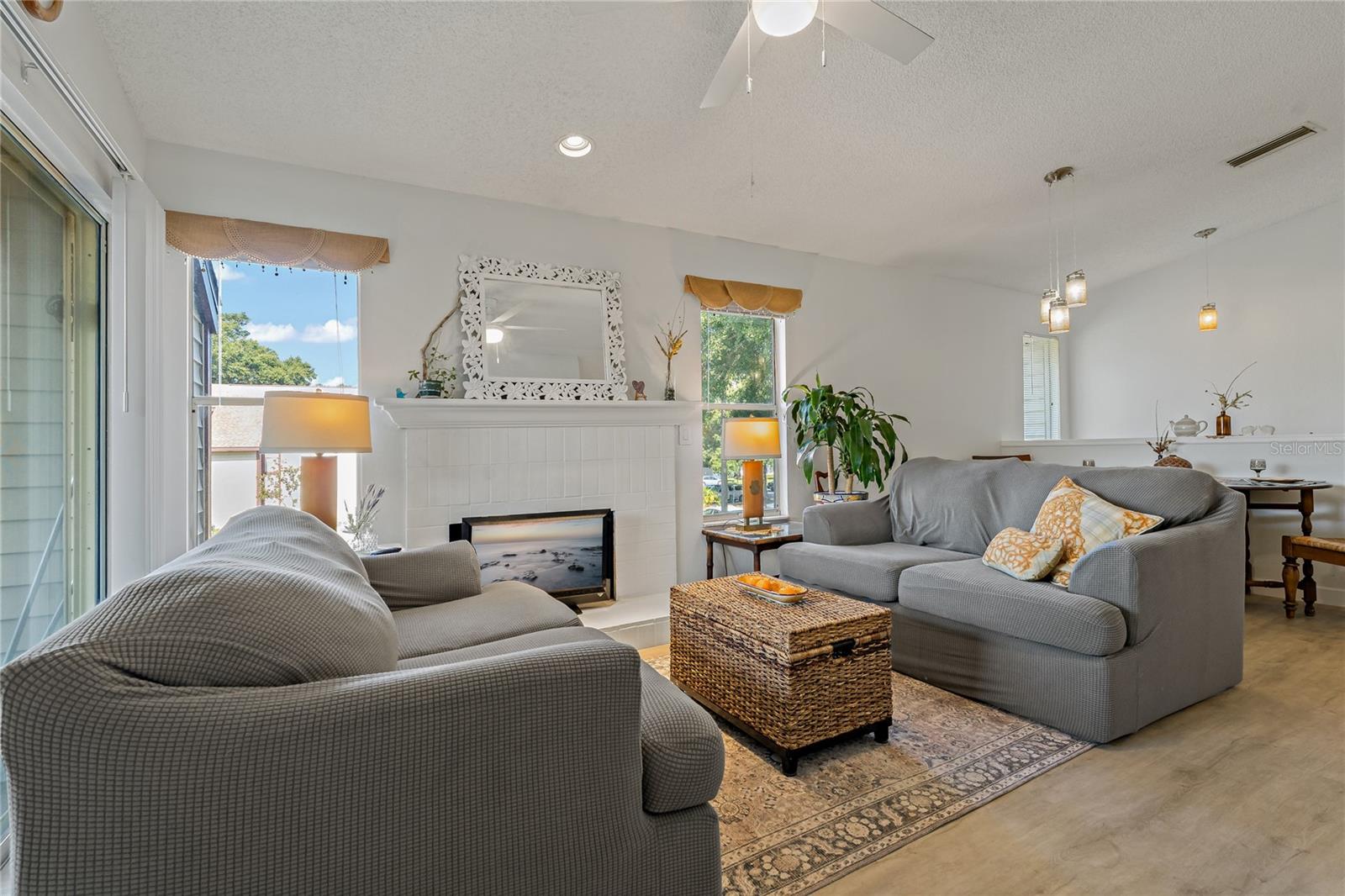 1689 HAMPTON LN #1689, PALM HARBOR, FL, 34683