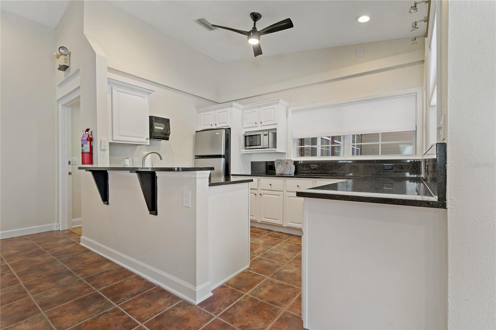 1689 HAMPTON LN #1689, PALM HARBOR, FL, 34683