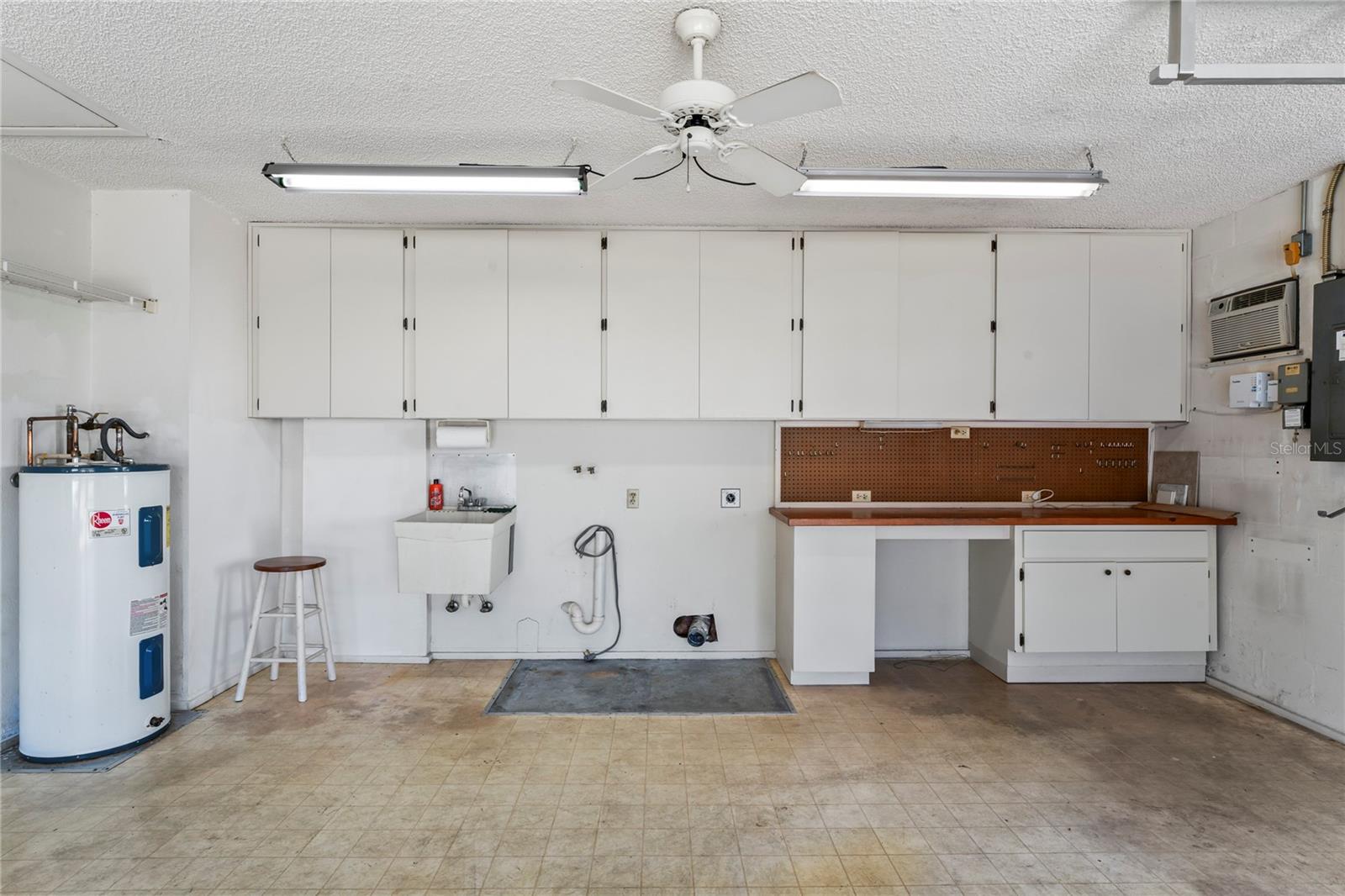 11244 ROLLINGWOOD DR, PORT RICHEY, FL, 34668