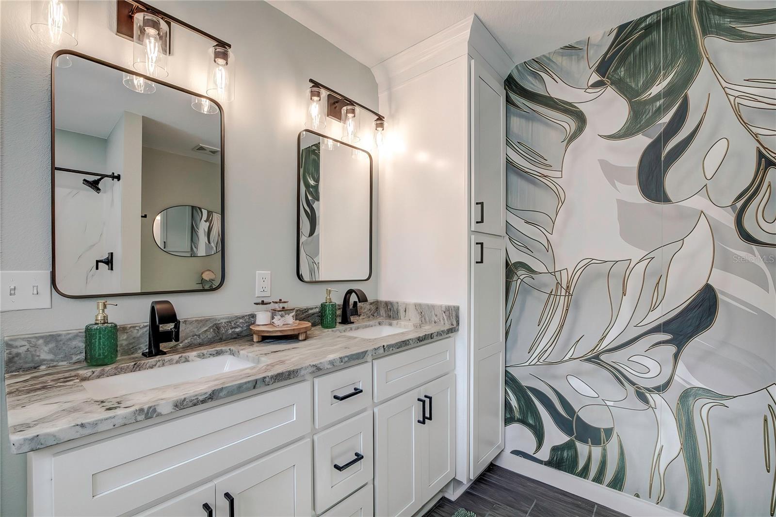 GULF COAST RET, HERNANDO BEACH, FL, 34607