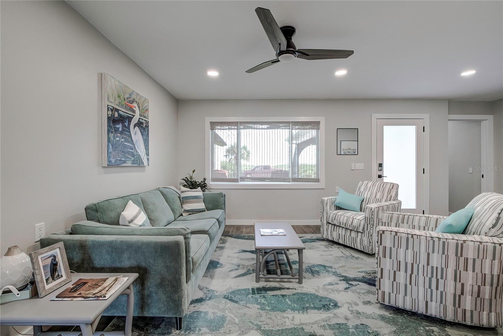 GULF COAST RET, HERNANDO BEACH, FL, 34607