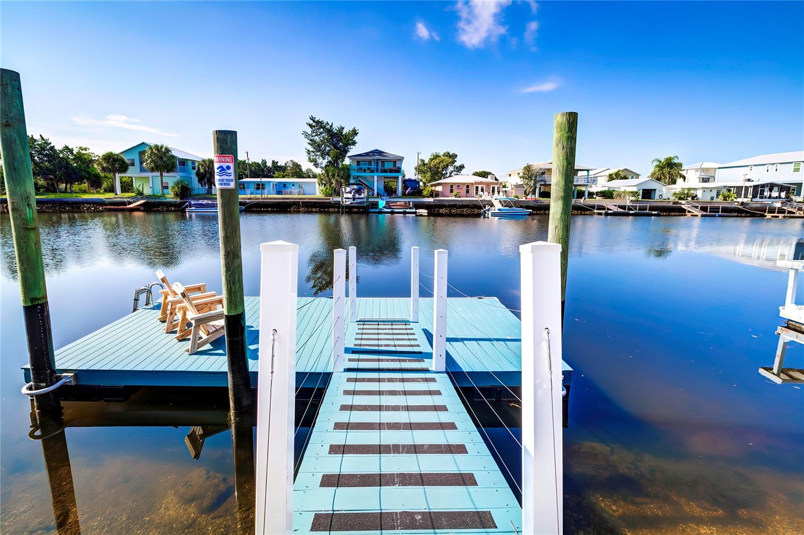 GULF COAST RET, HERNANDO BEACH, FL, 34607