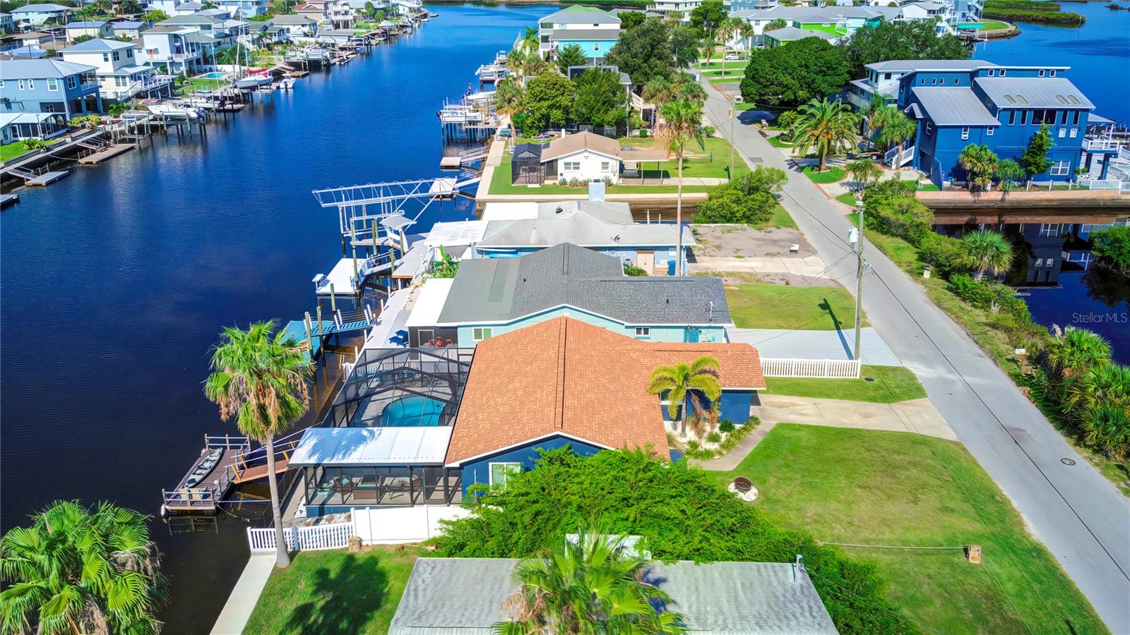 GULF COAST RET, HERNANDO BEACH, FL, 34607