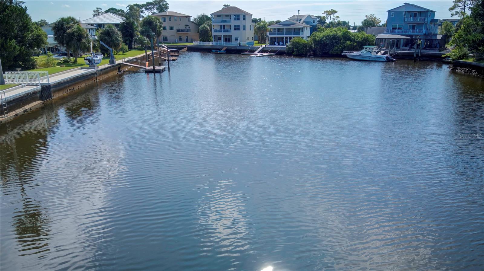 GULF COAST RET, HERNANDO BEACH, FL, 34607