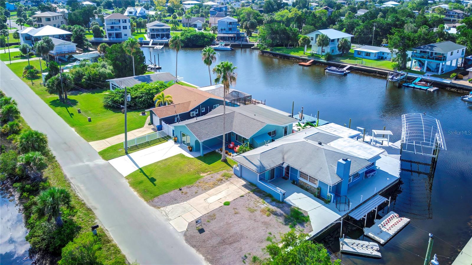 GULF COAST RET, HERNANDO BEACH, FL, 34607