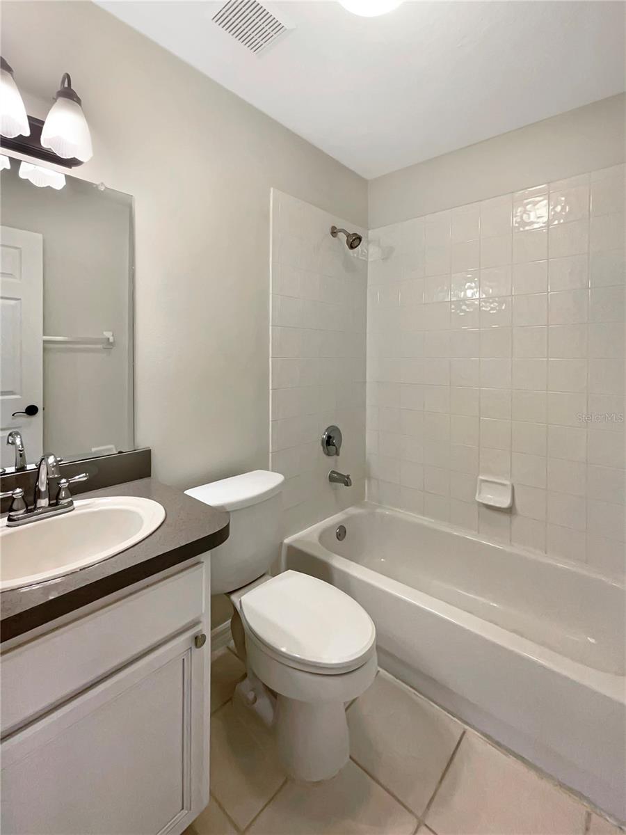 18122 SUGAR BROOKE DR, TAMPA, FL, 33647