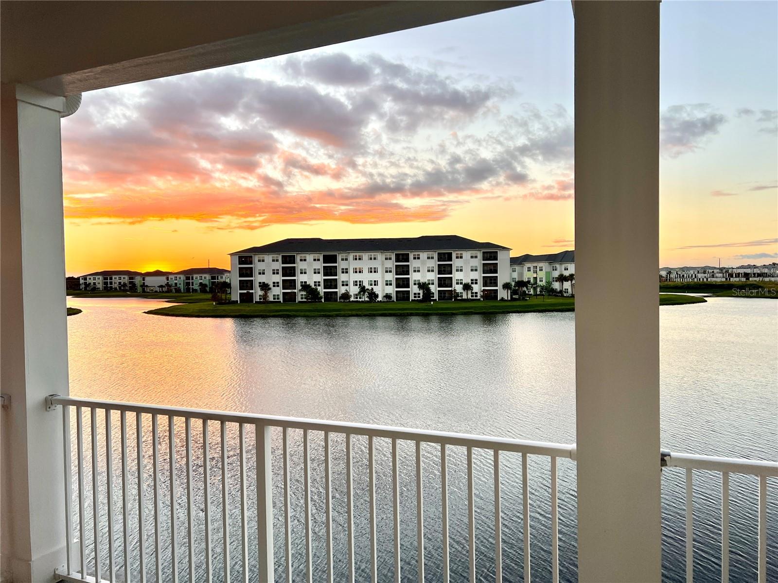 8125 SURF ST, KISSIMMEE, FL, 34747