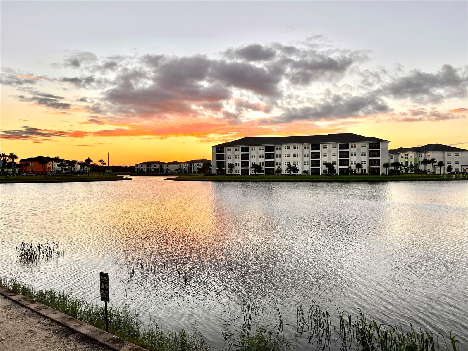 8125 SURF ST, KISSIMMEE, FL, 34747