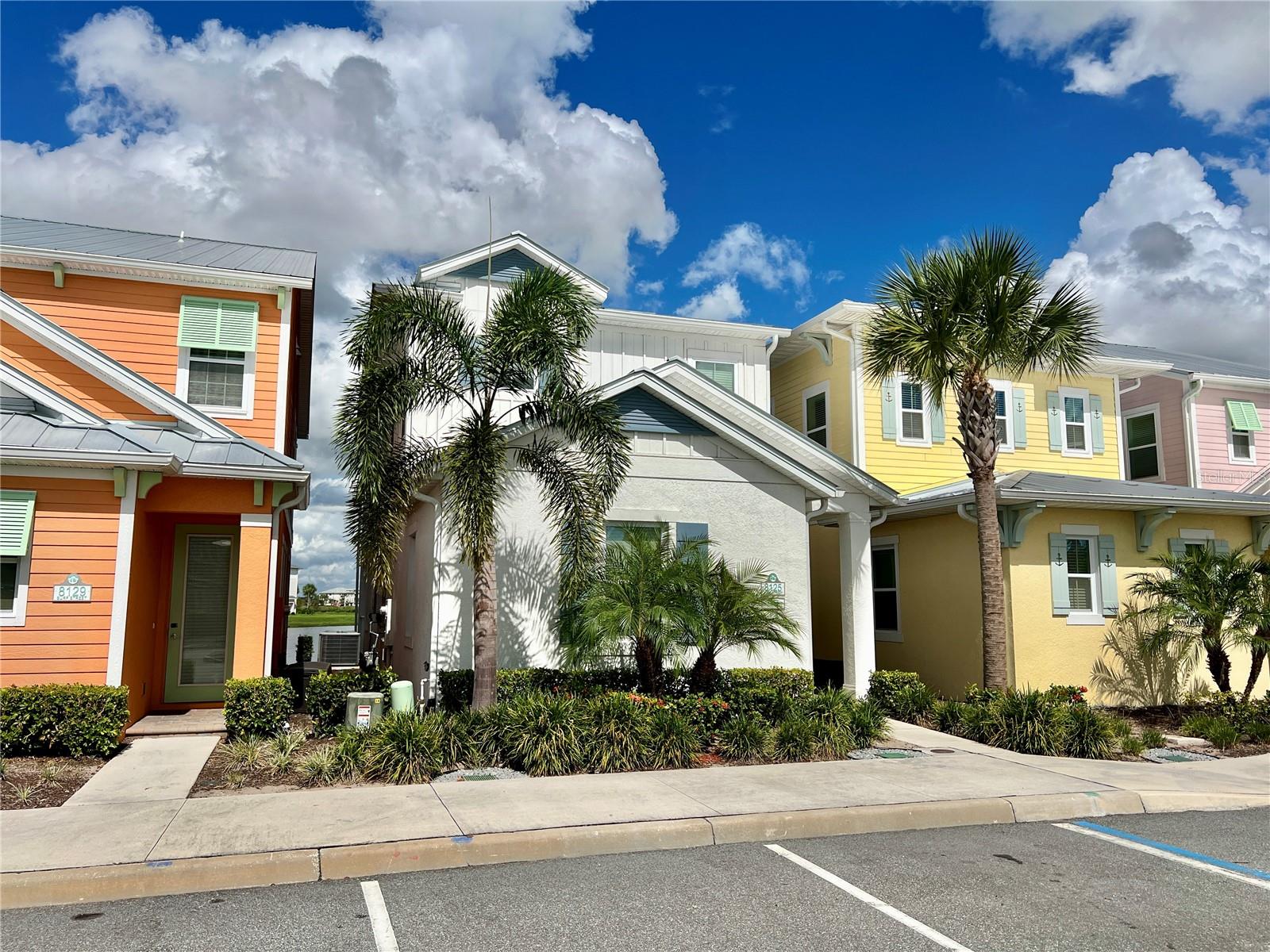 8125 SURF ST, KISSIMMEE, FL, 34747