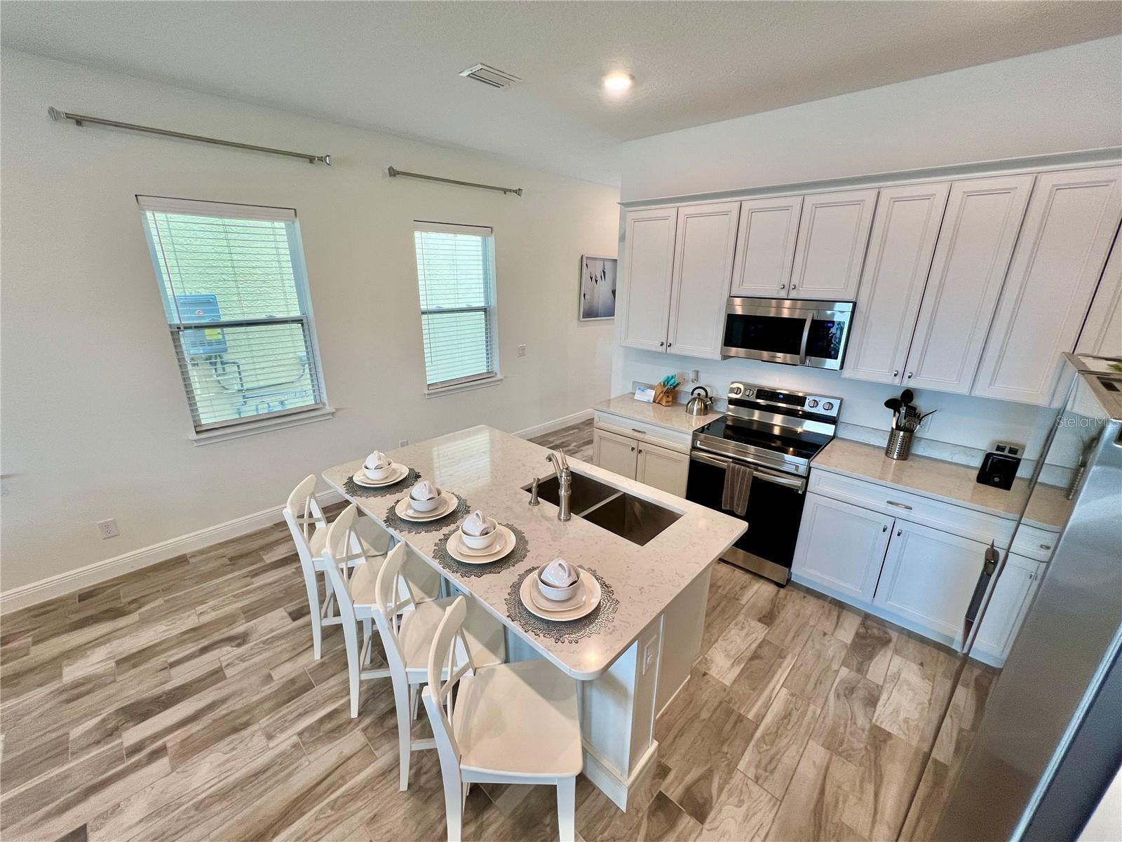 8125 SURF ST, KISSIMMEE, FL, 34747