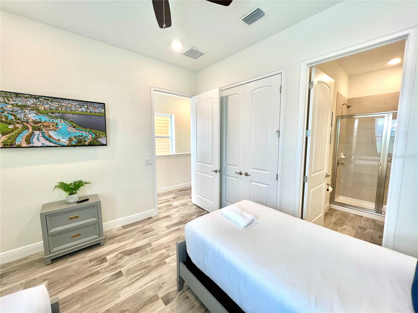 8125 SURF ST, KISSIMMEE, FL, 34747