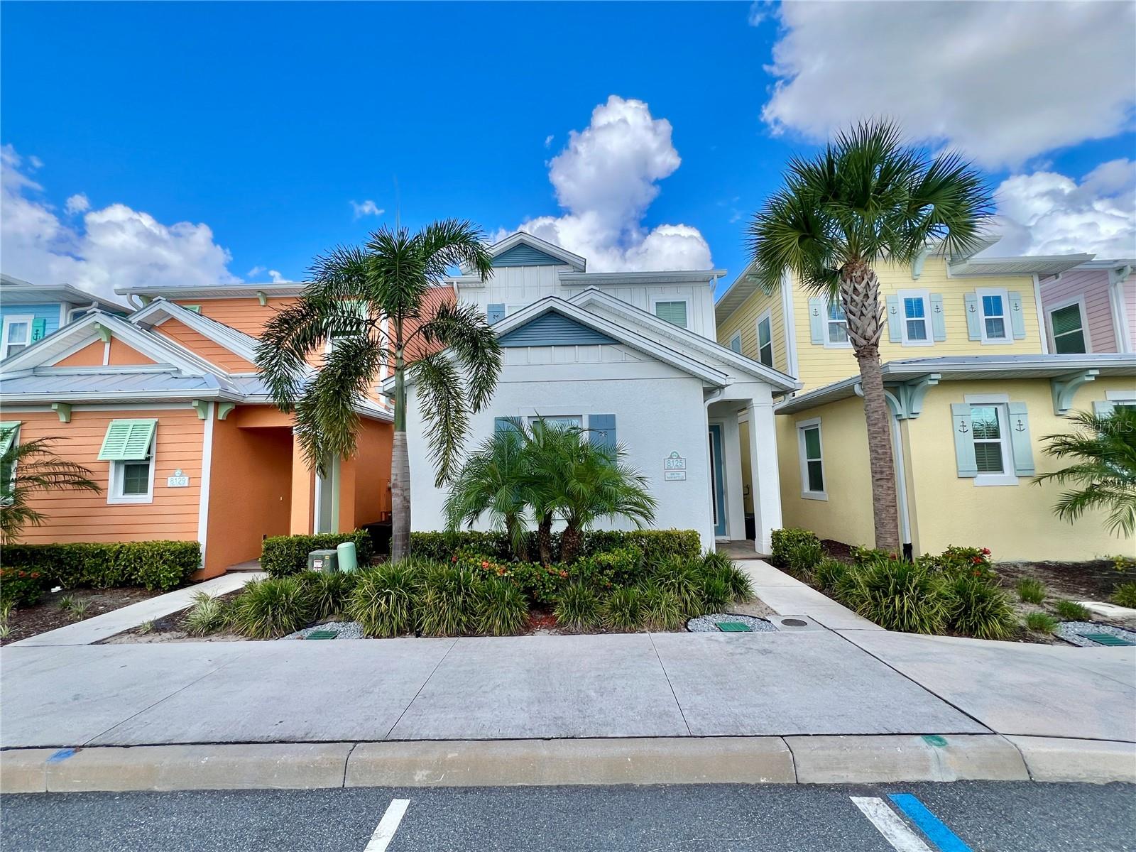 8125 SURF ST, KISSIMMEE, FL, 34747