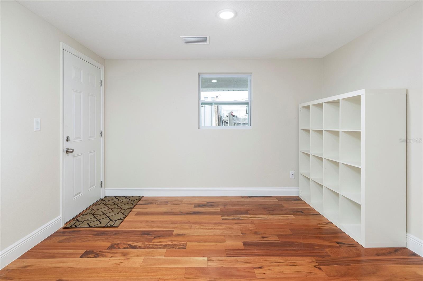 3328 7TH AVE N, ST PETERSBURG, FL, 33713