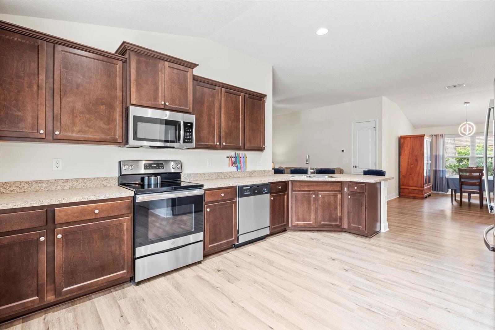 19 BOTANY LN, PALM COAST, FL, 32137