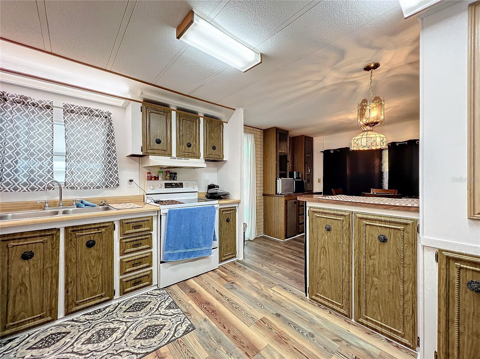 115 CHERRYWOOD DR, LAKE WALES, FL, 33898