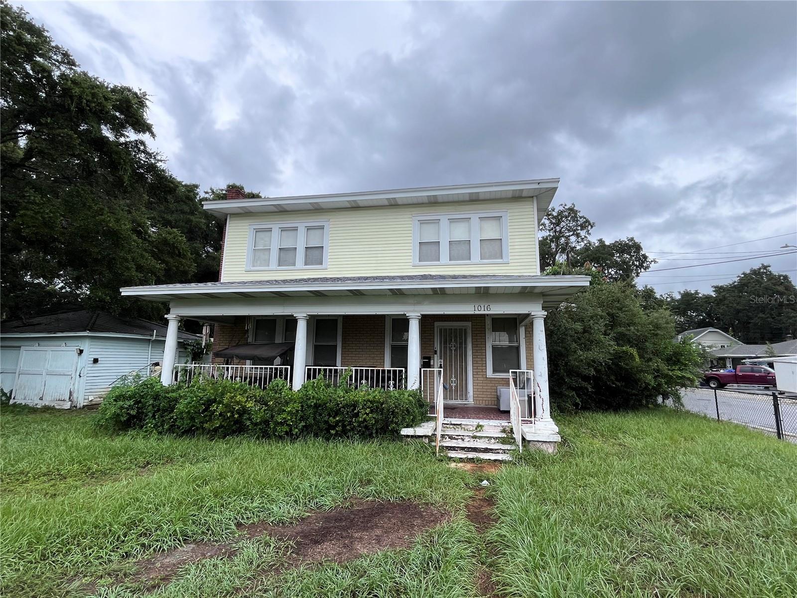 1016 E LAKE AVE, TAMPA, FL, 33605