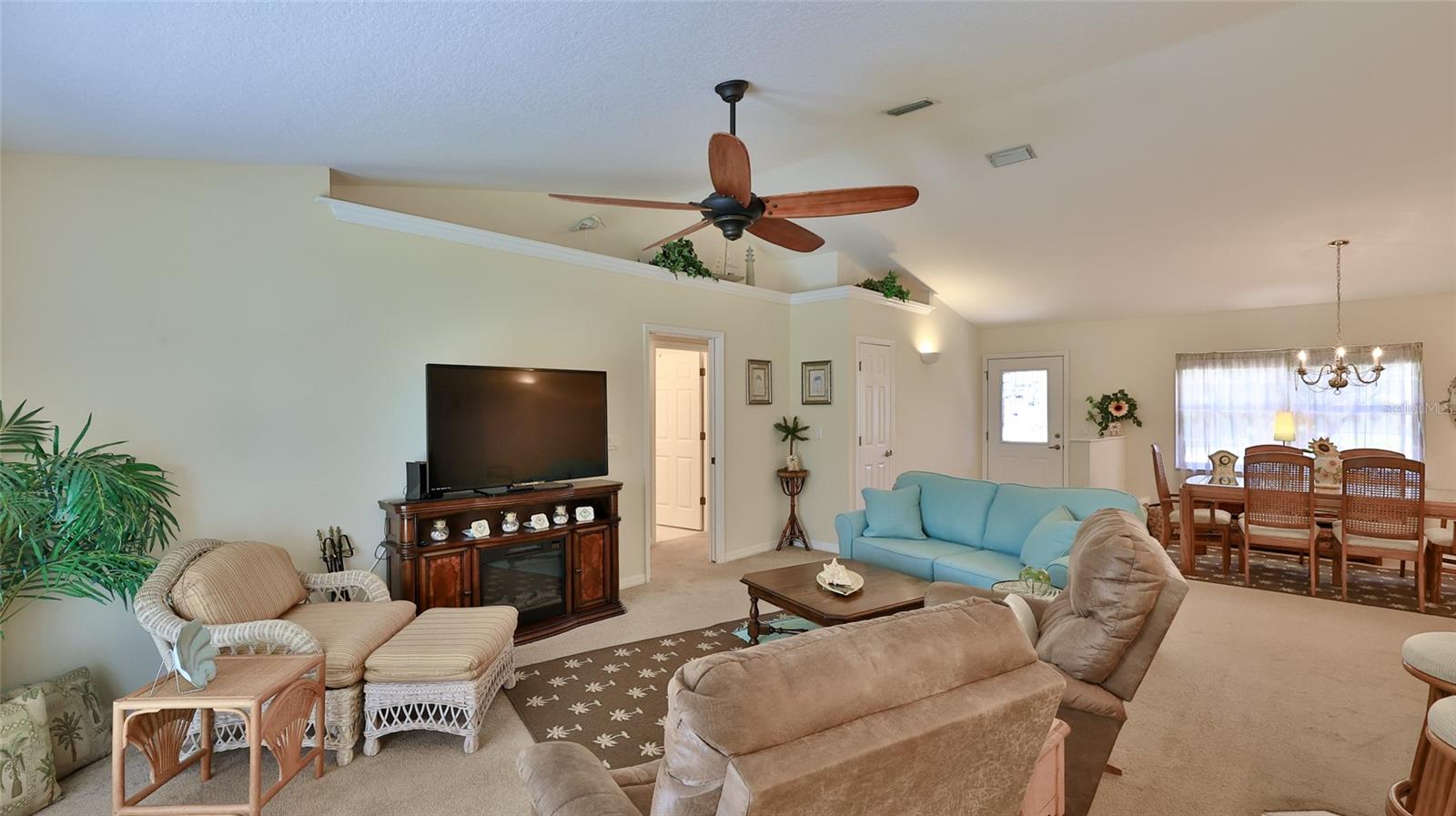 215 GOLF CLUB DR, NEW SMYRNA BEACH, FL, 32168