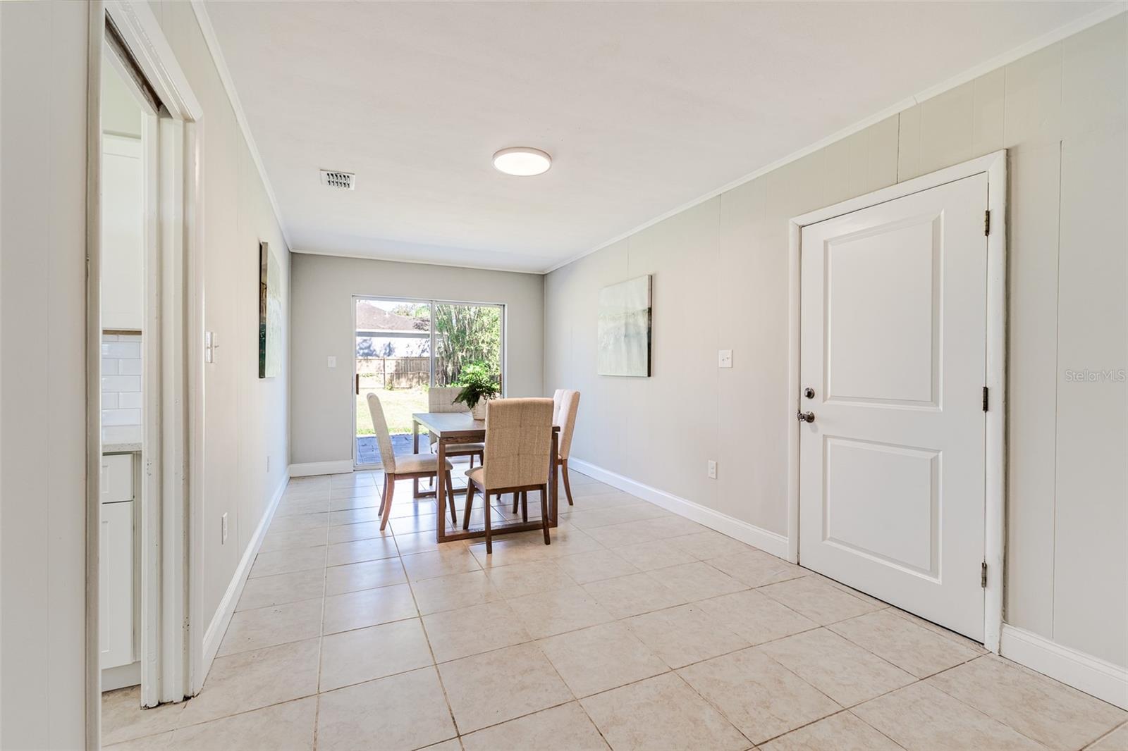 215 W CARTER RD, LAKELAND, FL, 33813