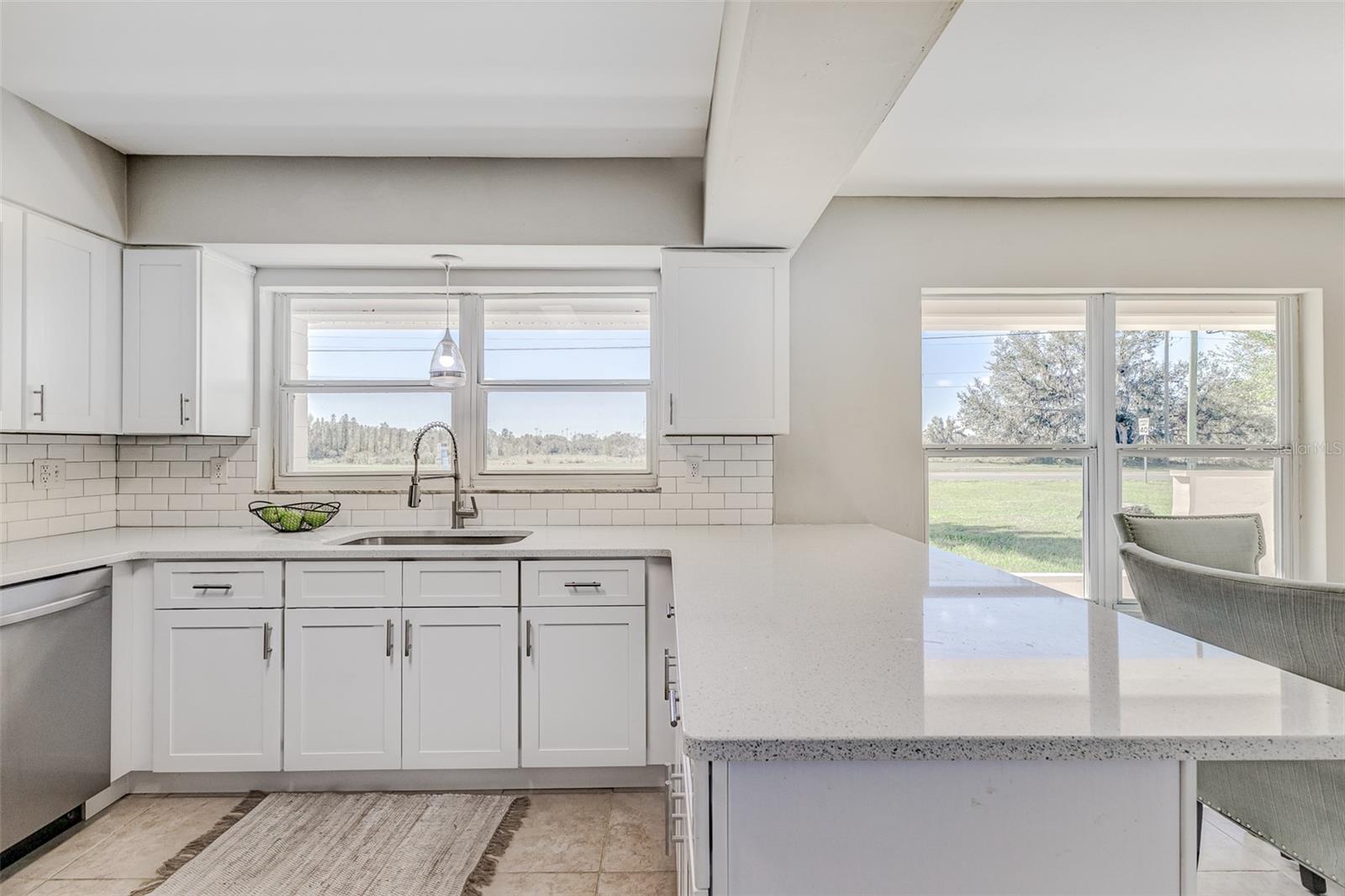 215 W CARTER RD, LAKELAND, FL, 33813