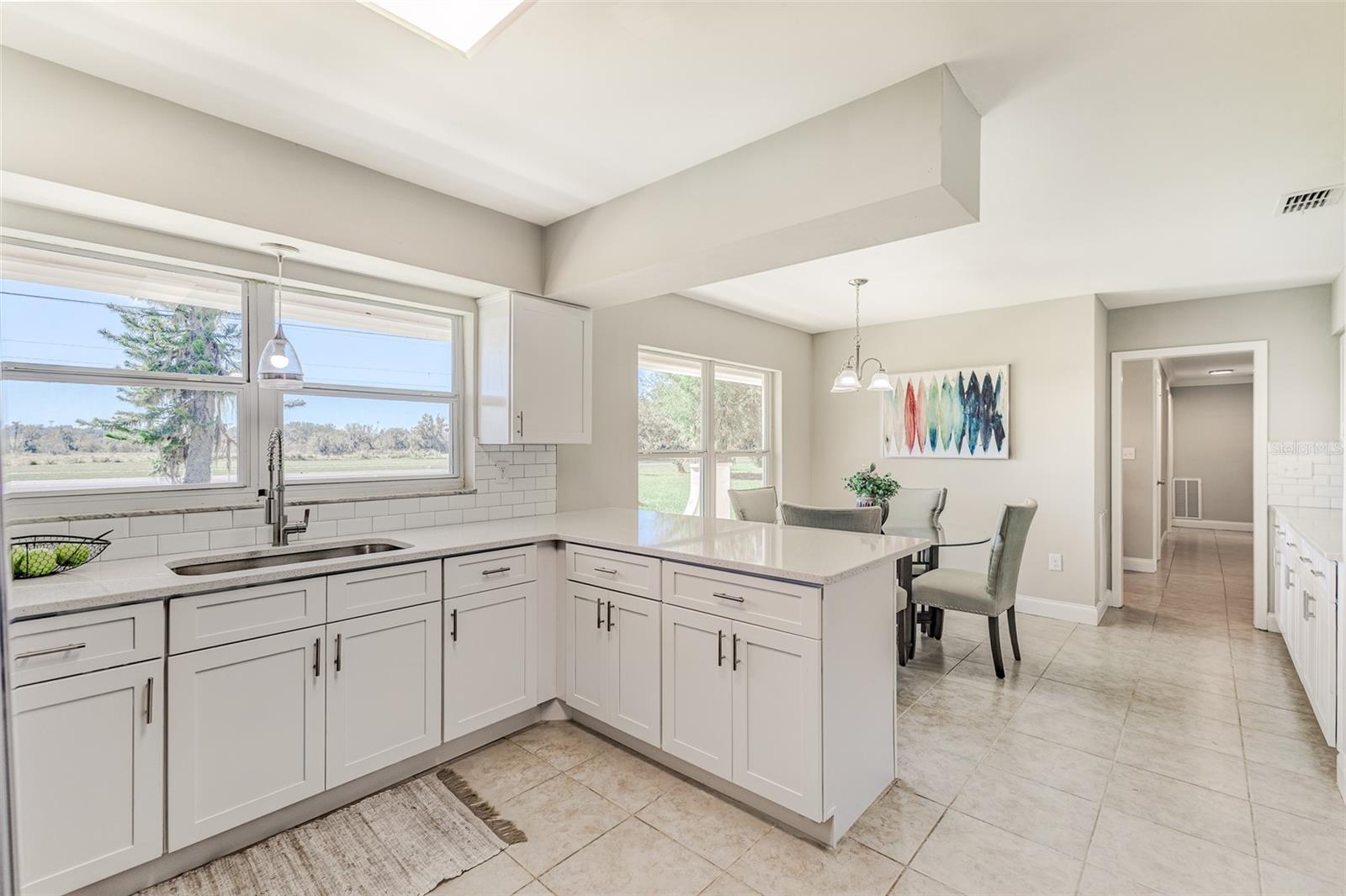215 W CARTER RD, LAKELAND, FL, 33813