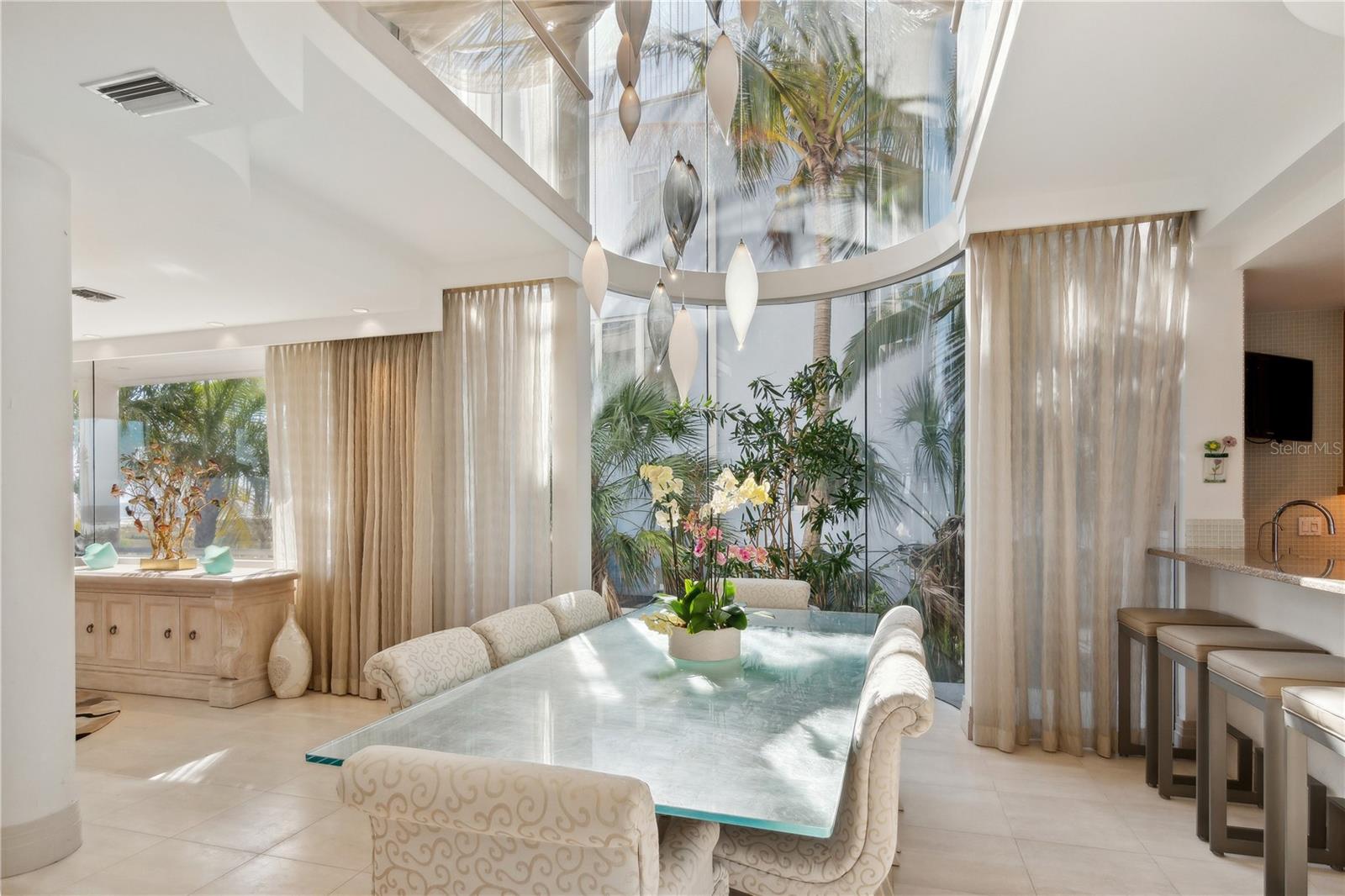 648 BEACH RD, SARASOTA, FL, 34242