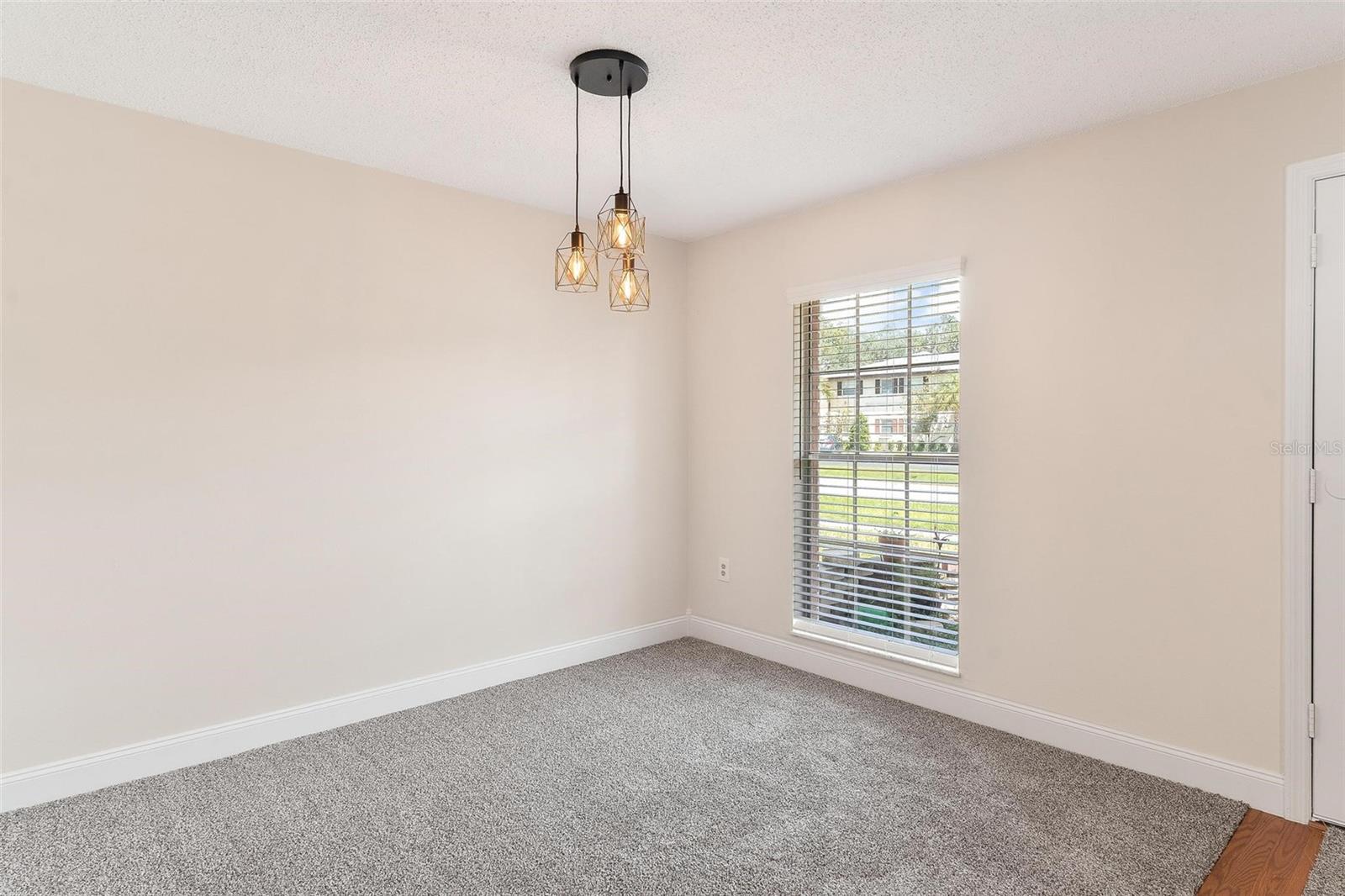 613 W OAK TERRACE DR, LEESBURG, FL, 34748