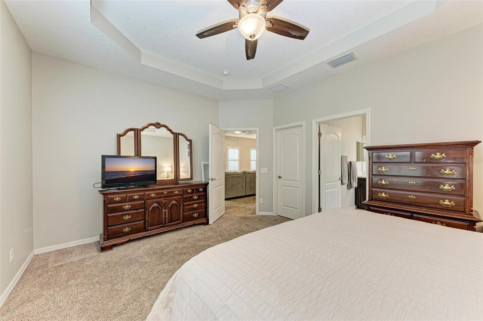 12198 LONGVIEW LAKE CIR, BRADENTON, FL, 34211