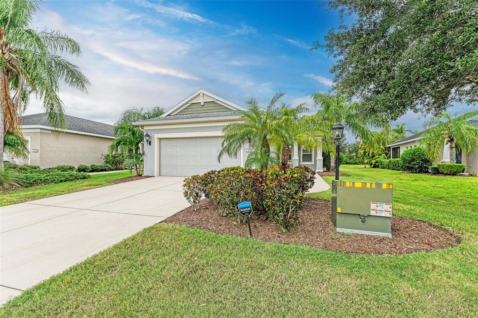 12198 LONGVIEW LAKE CIR, BRADENTON, FL, 34211