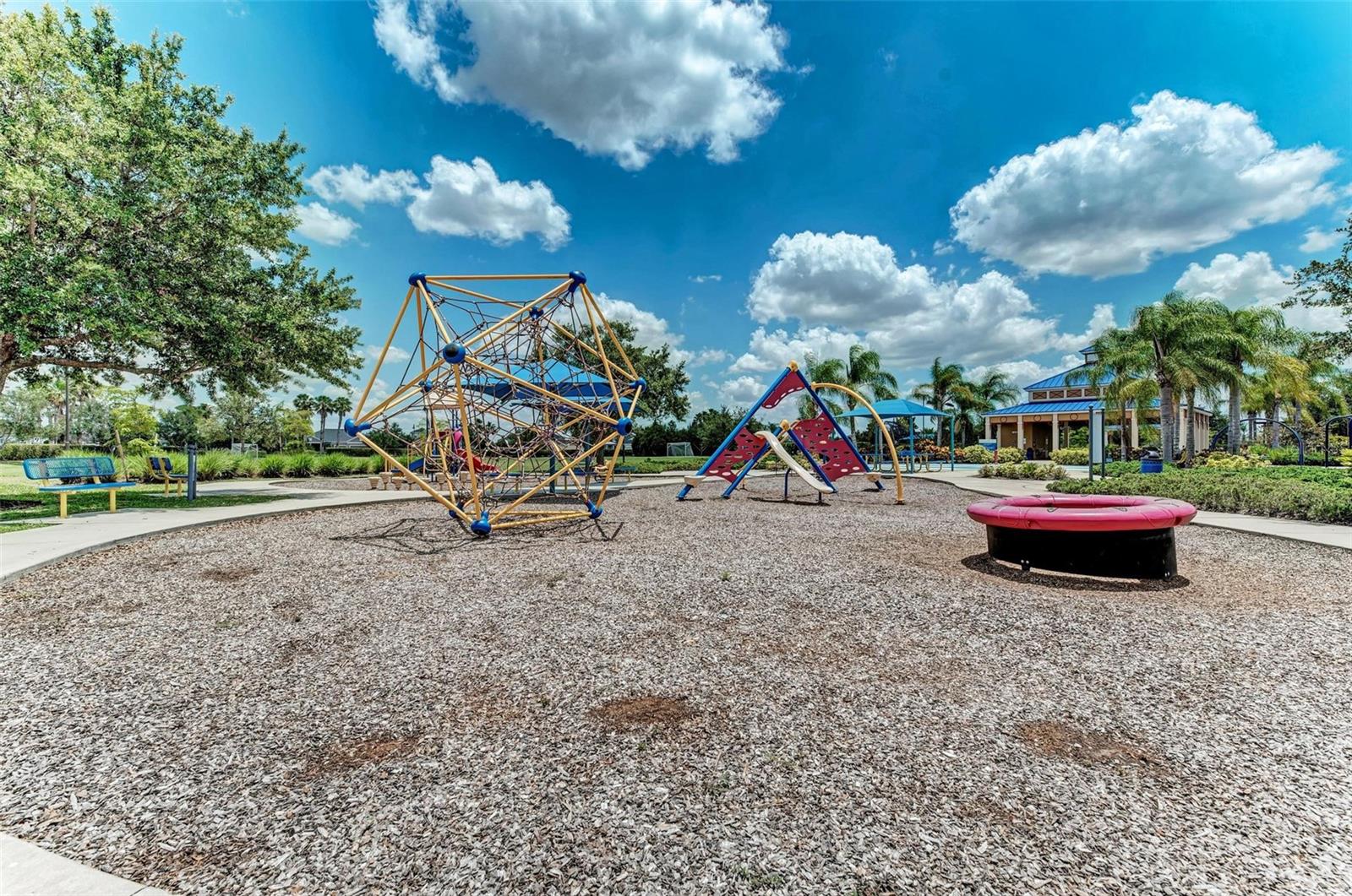 12198 LONGVIEW LAKE CIR, BRADENTON, FL, 34211