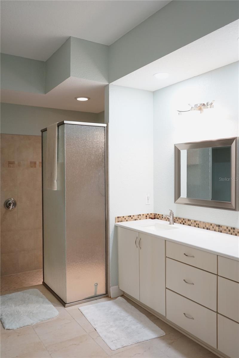 1440 EMERALD DUNES DR #9, SUN CITY CENTER, FL, 33573