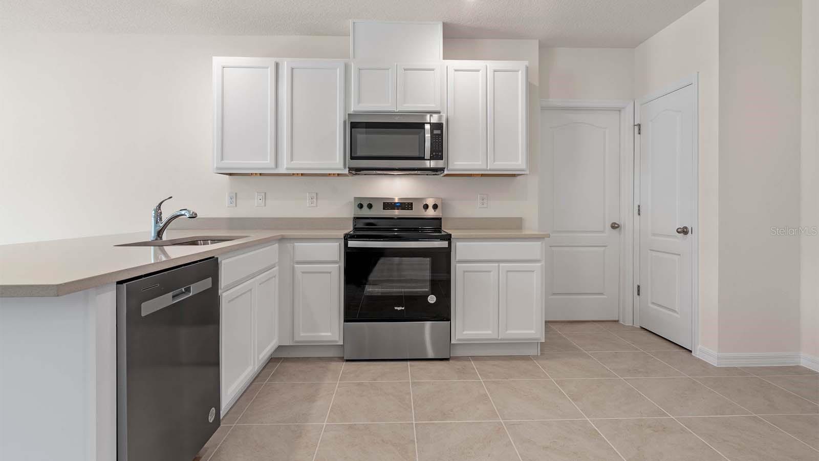 964 BEAR HAMMOCK DR, UMATILLA, FL, 32784
