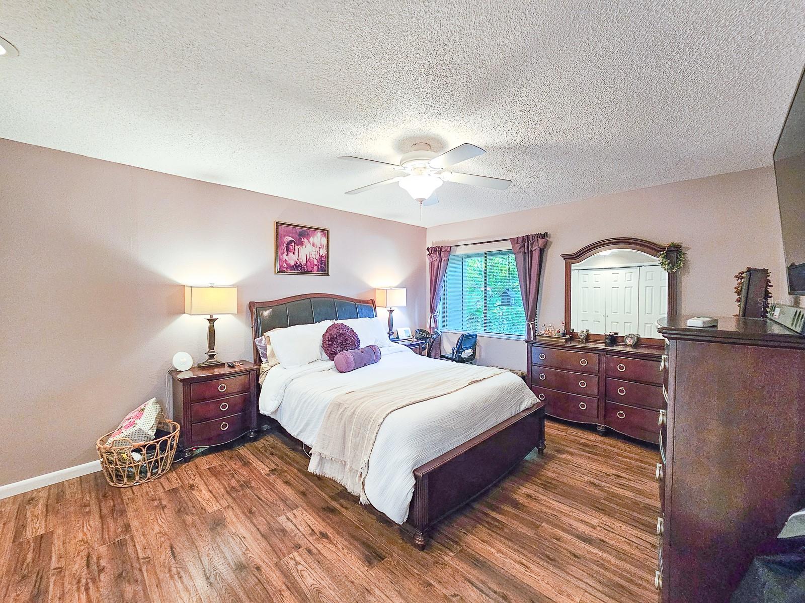 360 GLENEAGLES DR, NEW SMYRNA BEACH, FL, 32168