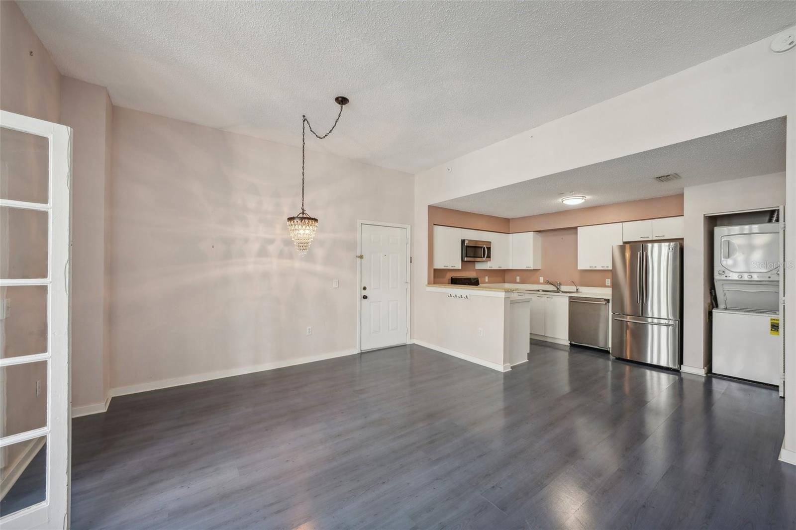 701 MIRROR LAKE DR N #212, ST PETERSBURG, FL, 33701