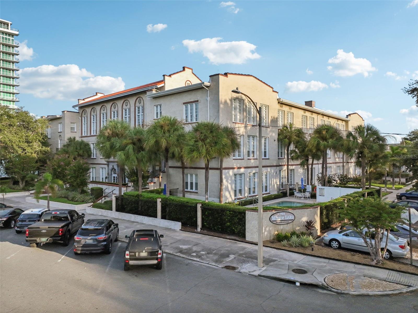 701 MIRROR LAKE DR N #212, ST PETERSBURG, FL, 33701