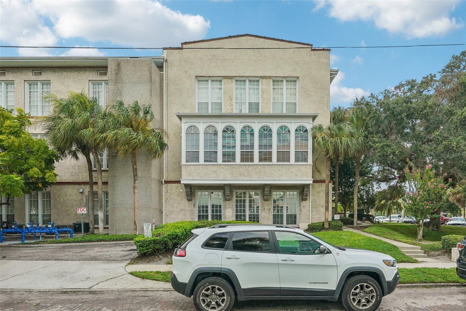 701 MIRROR LAKE DR N #212, ST PETERSBURG, FL, 33701