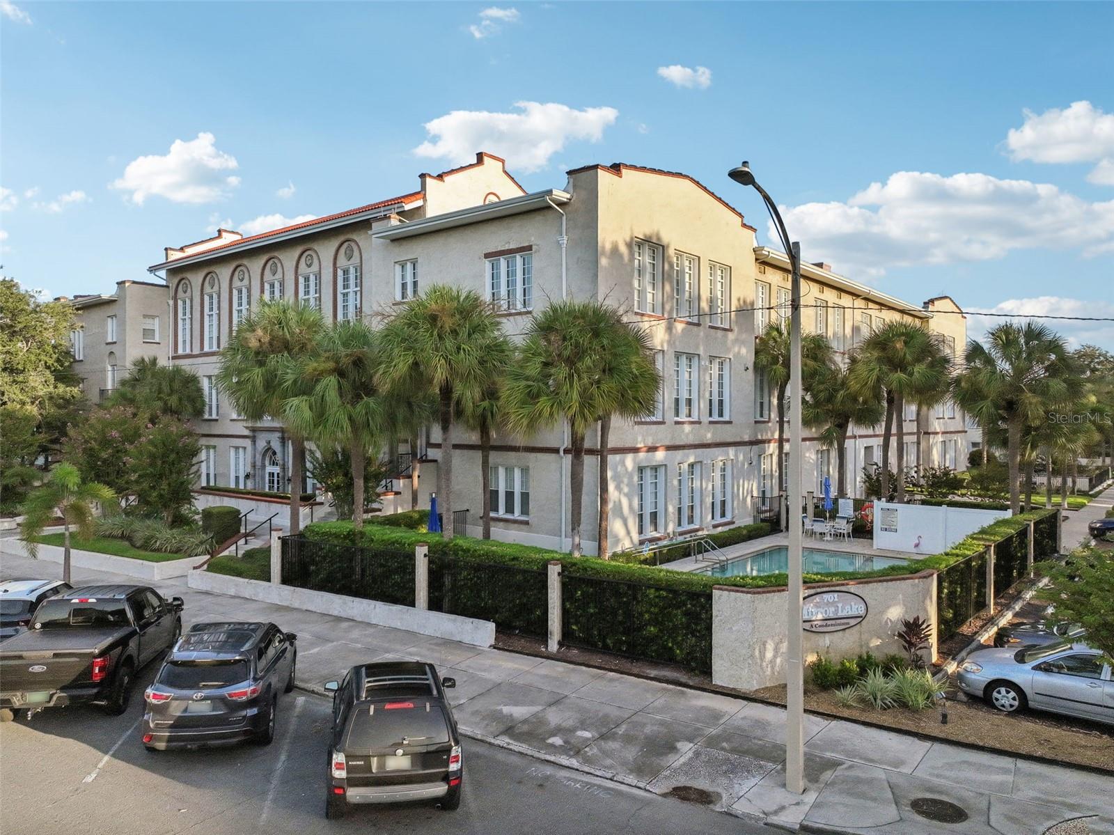 701 MIRROR LAKE DR N #212, ST PETERSBURG, FL, 33701