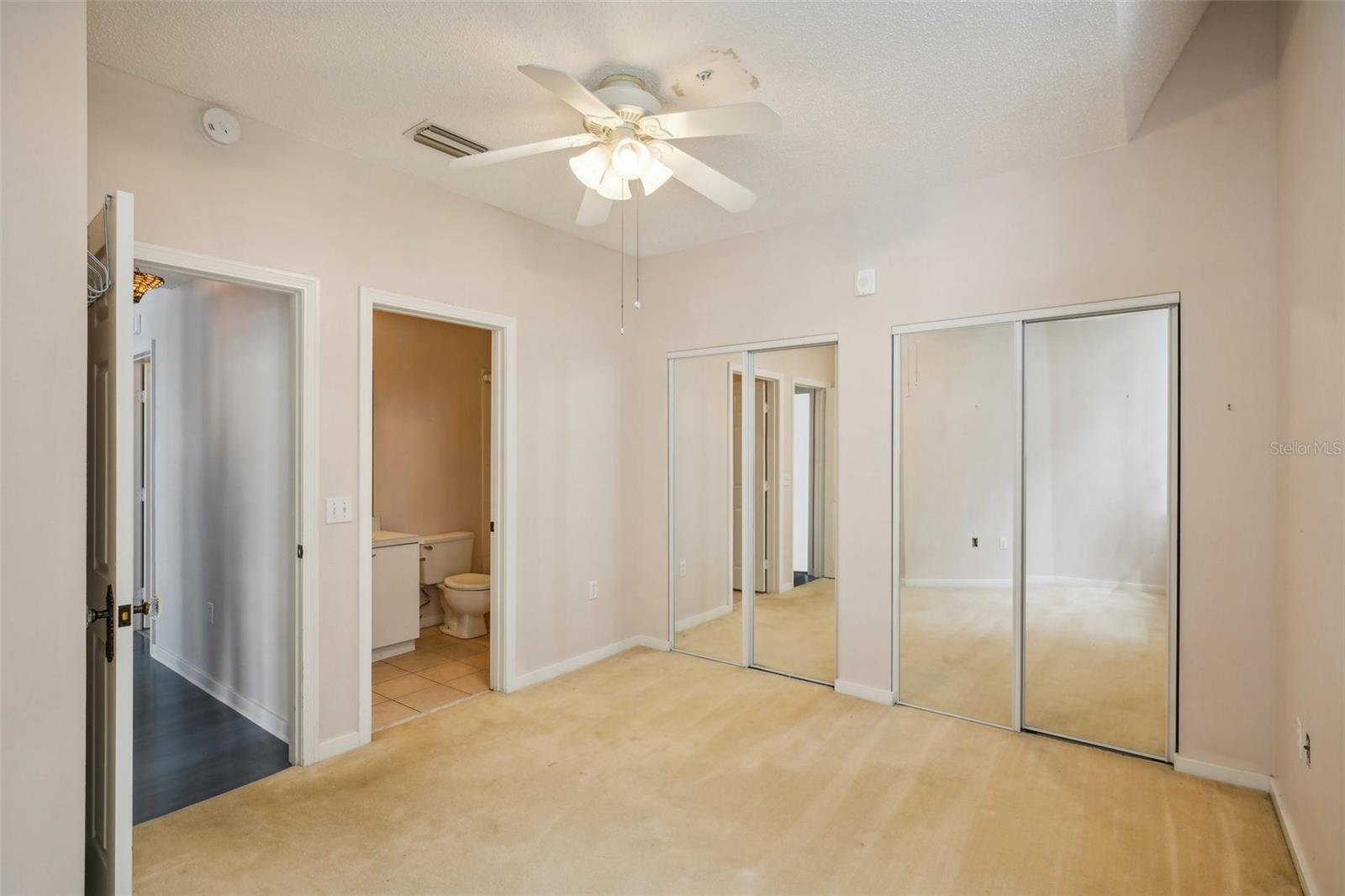 701 MIRROR LAKE DR N #212, ST PETERSBURG, FL, 33701