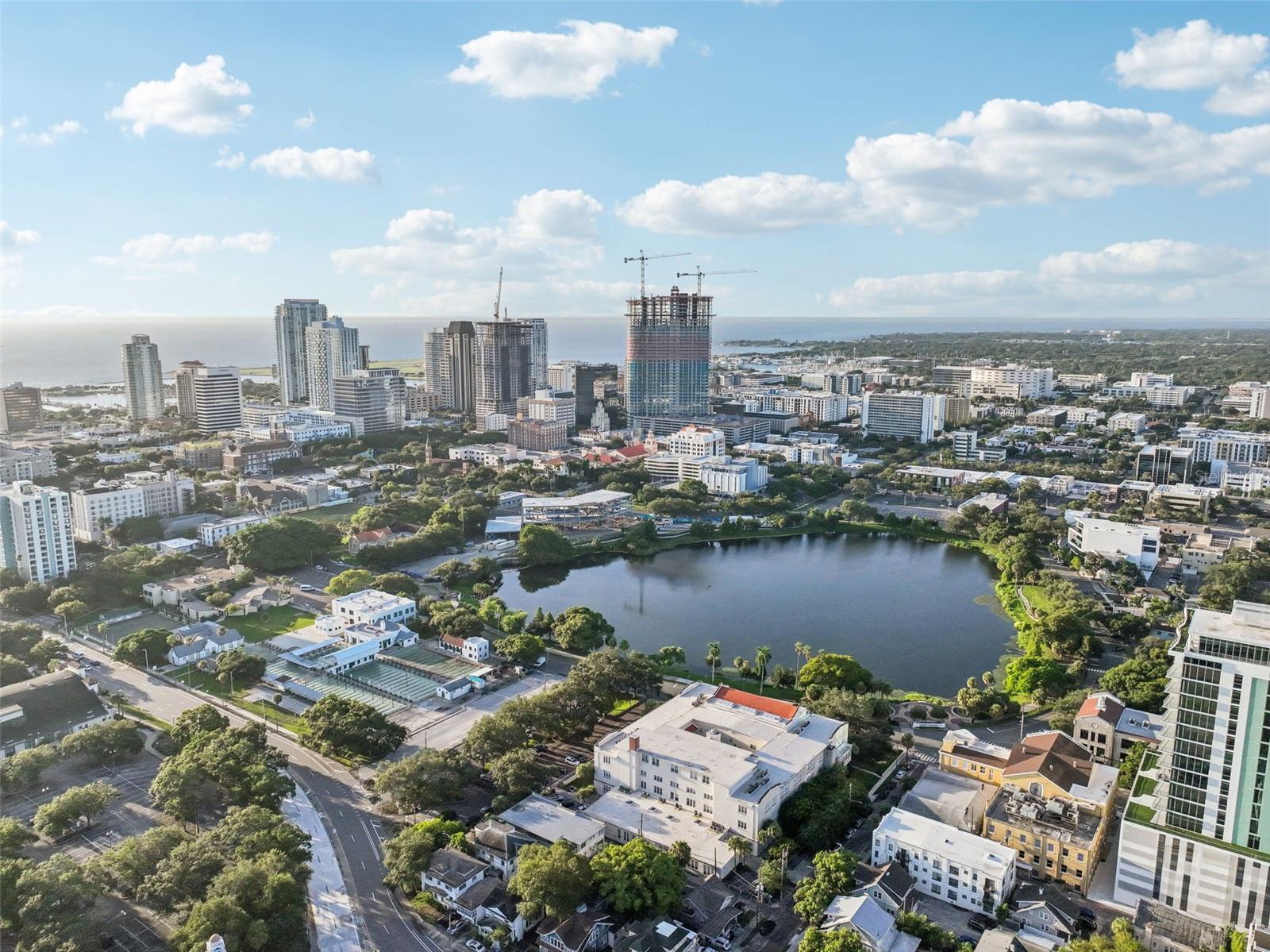 701 MIRROR LAKE DR N #212, ST PETERSBURG, FL, 33701