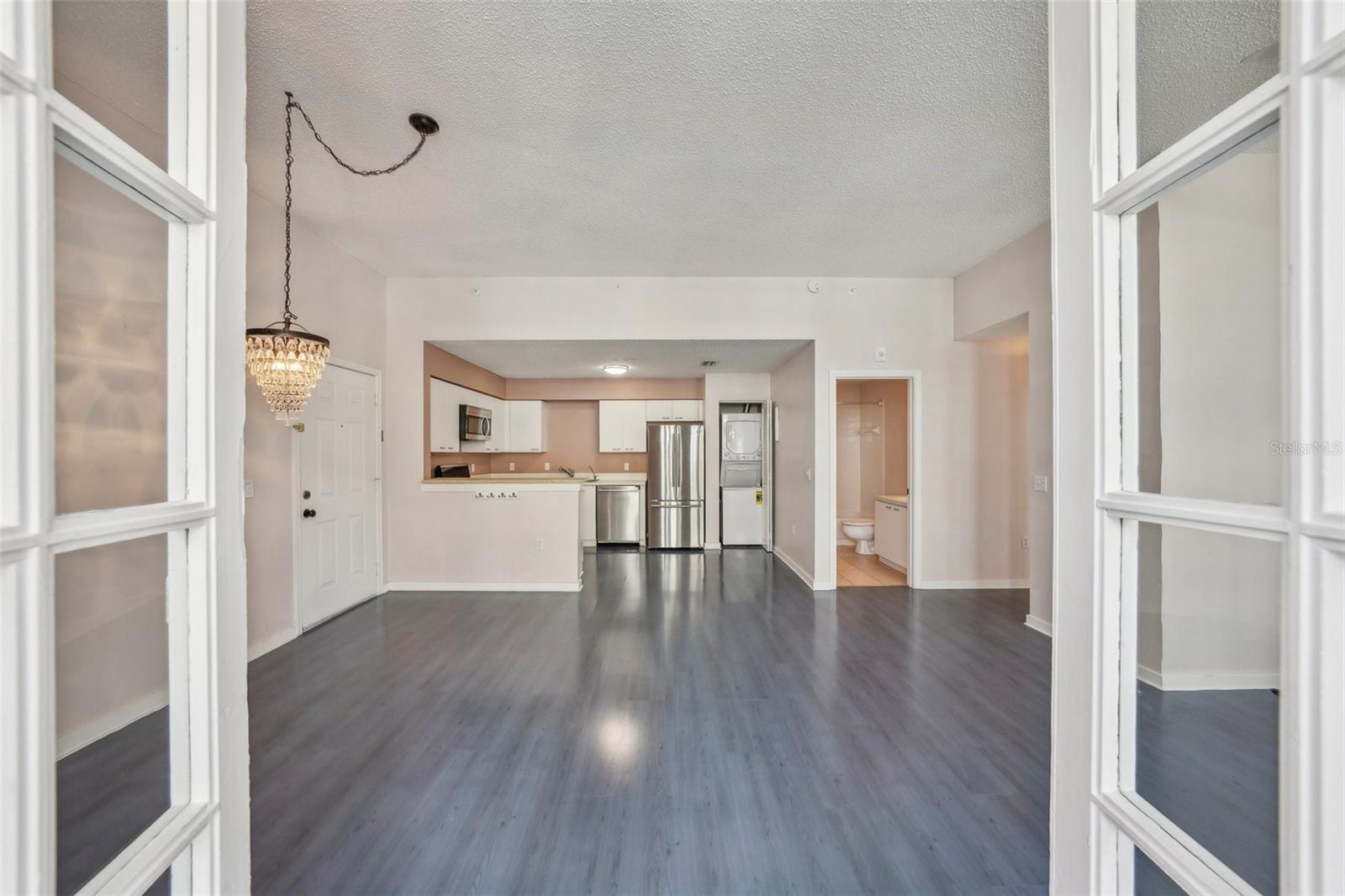 701 MIRROR LAKE DR N #212, ST PETERSBURG, FL, 33701