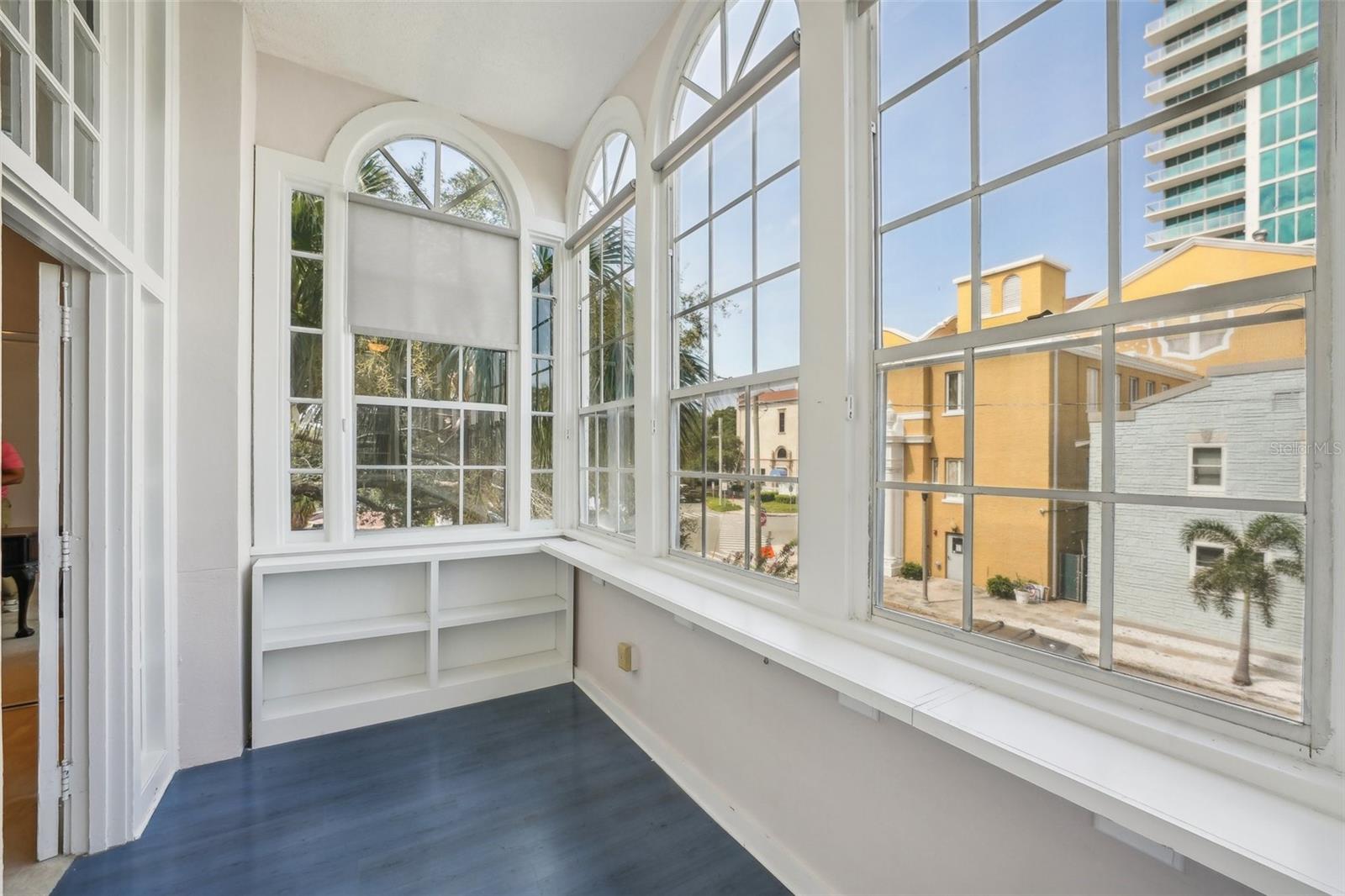 701 MIRROR LAKE DR N #212, ST PETERSBURG, FL, 33701